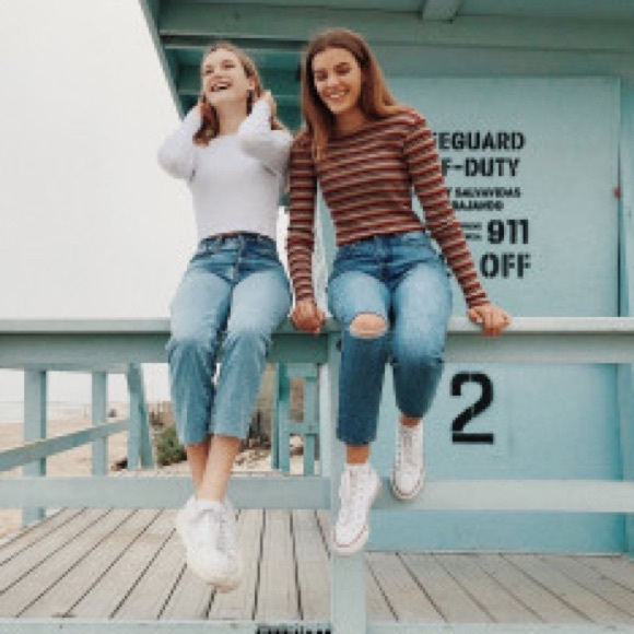 Brandy Melville Box! - Picture 2 of 7